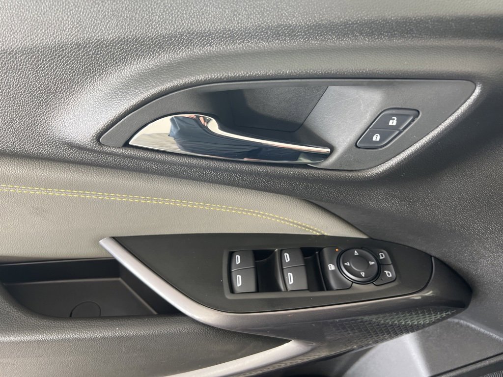 2025 Chevrolet Trax ACTIV photo 5