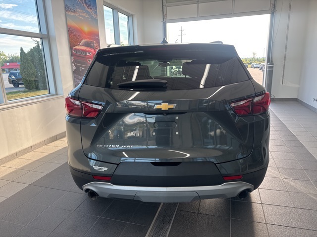 2020 Chevrolet Blazer 2LT photo 2