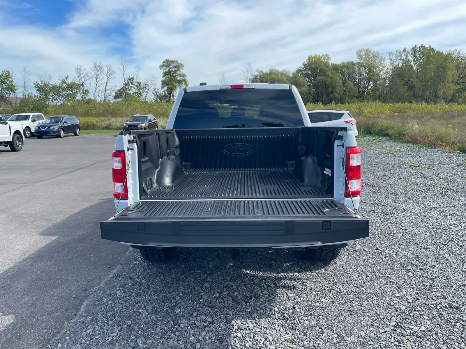 2022 Ford F-150 XL photo 11