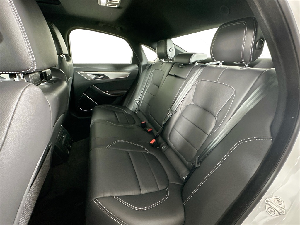 2024 Jaguar XF P300 R-Dynamic SE photo 19