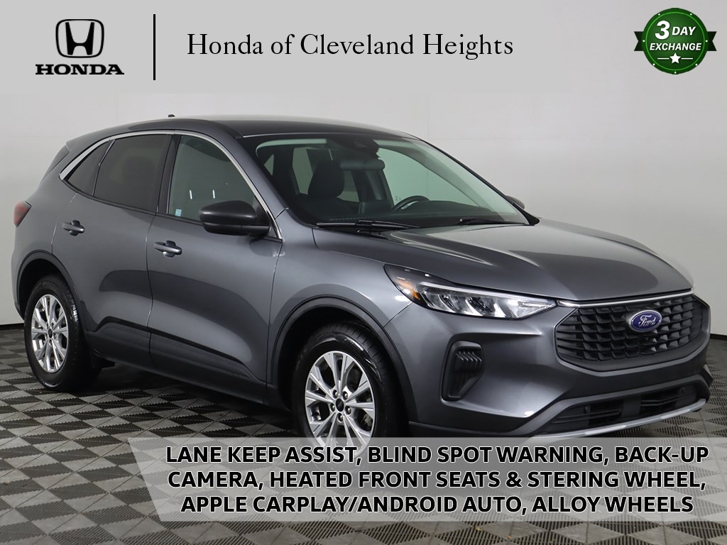 2023 Ford Escape Active's photo