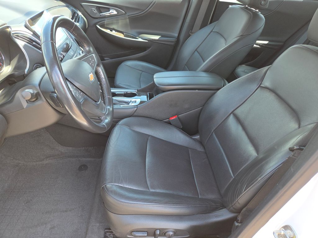 2021 Chevrolet Malibu Premier photo 16