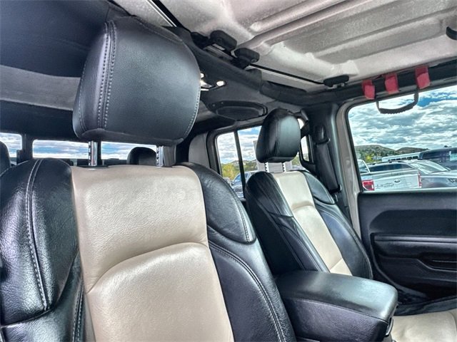 2020 Jeep Gladiator Rubicon photo 24