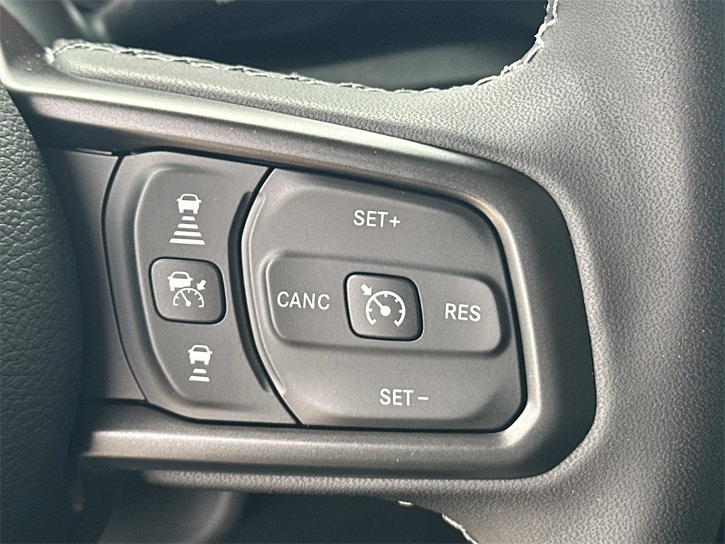 2025 Jeep Wrangler Sport S photo 22