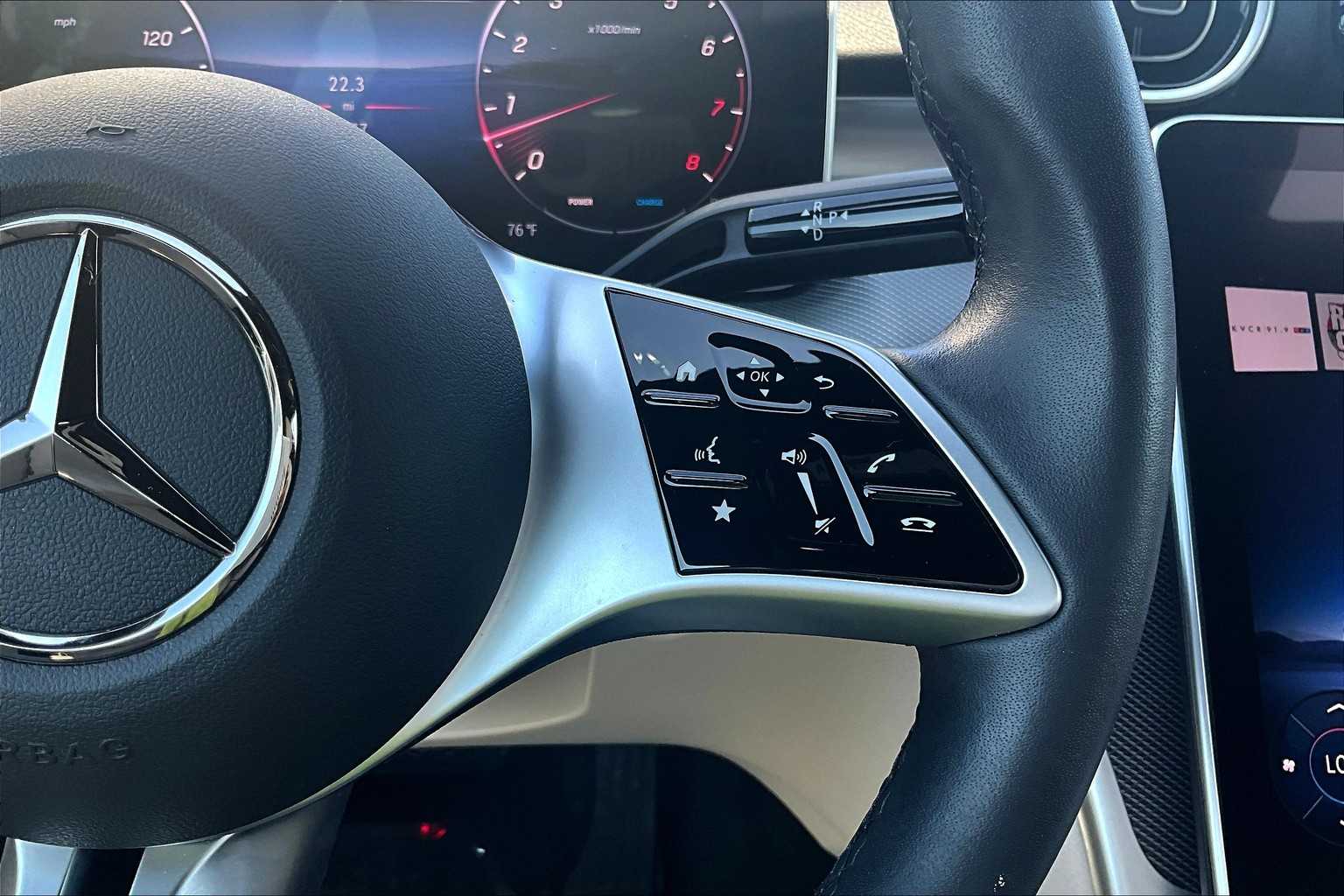 2025 Mercedes Benz C 300 photo 23