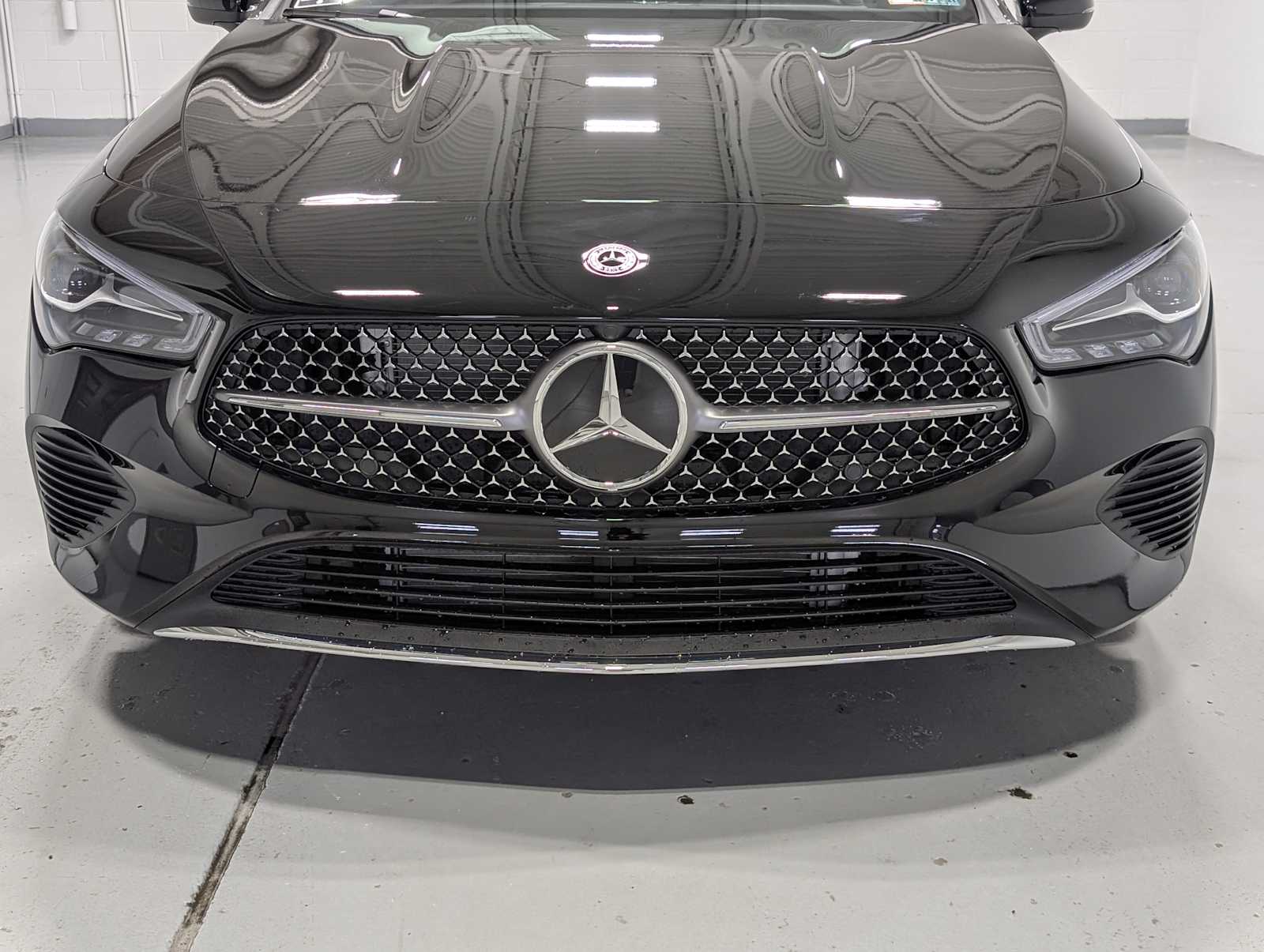 2026 Mercedes Benz CLA 250 4MATIC photo 2