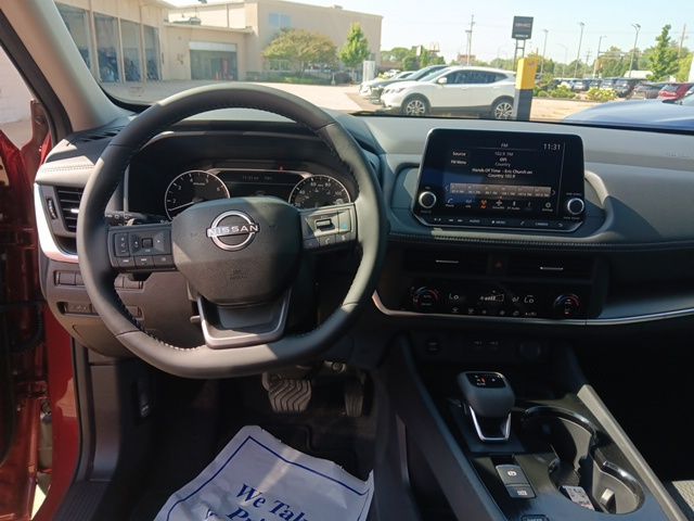 2026 Nissan Rogue SV photo 20