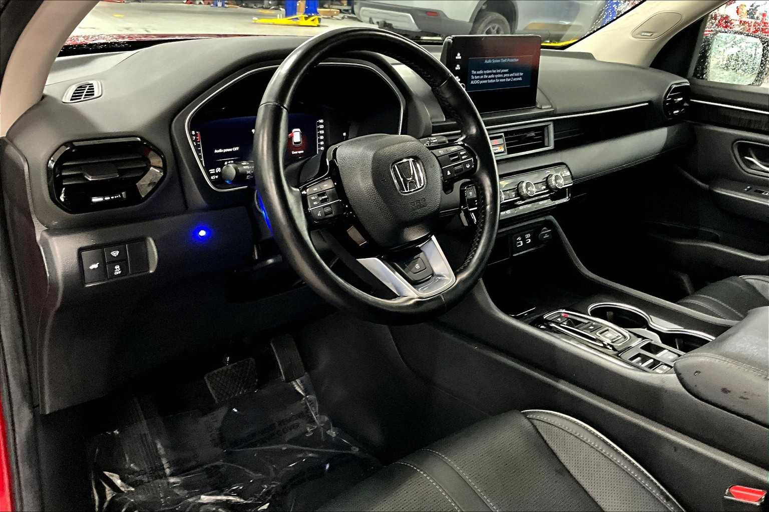 2023 Honda Pilot Elite photo 16