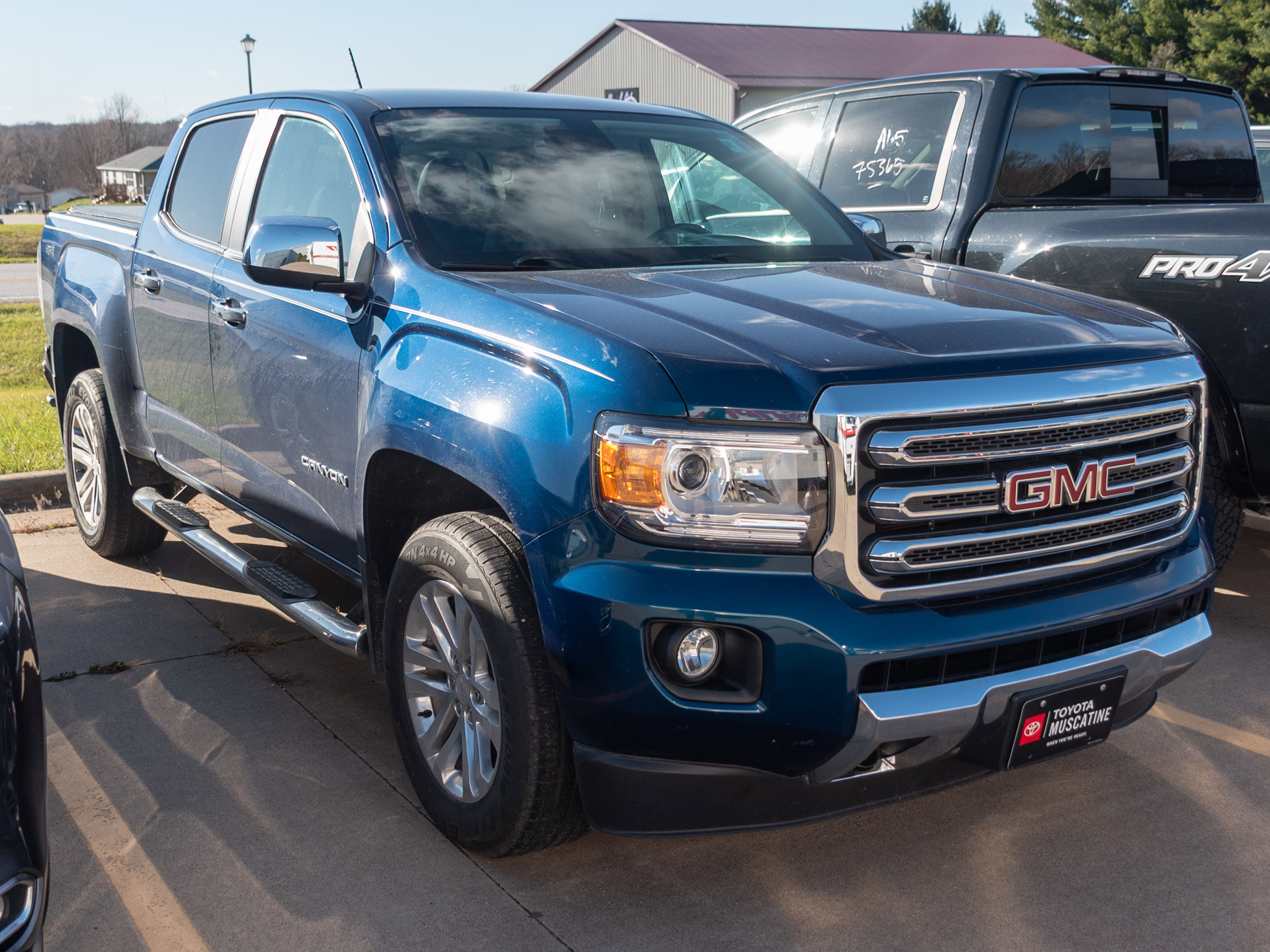2020 GMC Canyon SLT's photo
