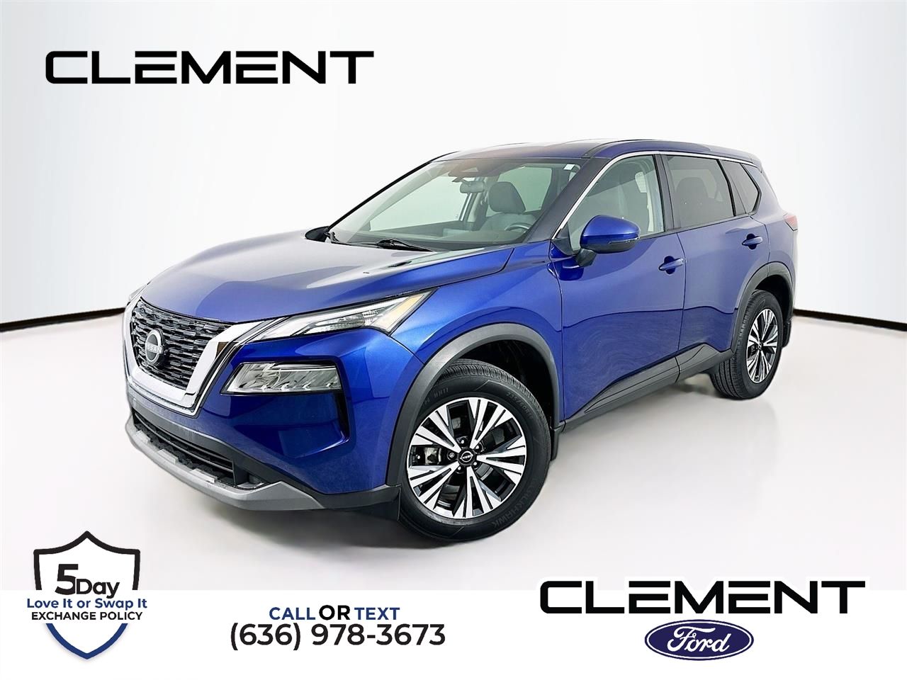 2022 Nissan Rogue SV's photo