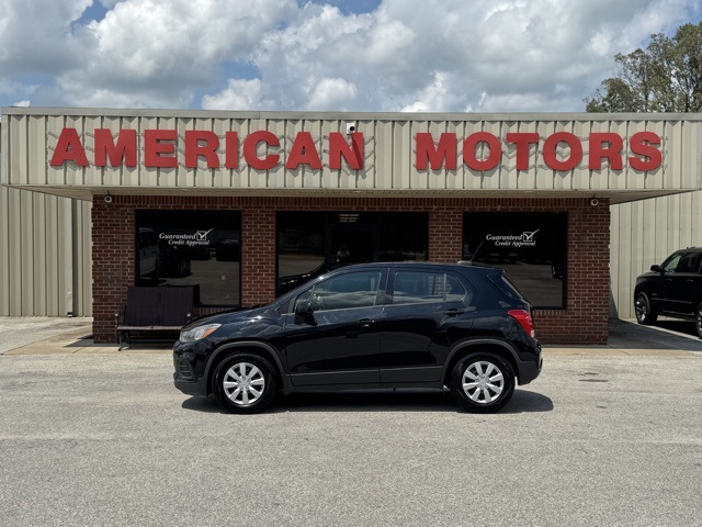 2018 Chevrolet Trax LS's photo