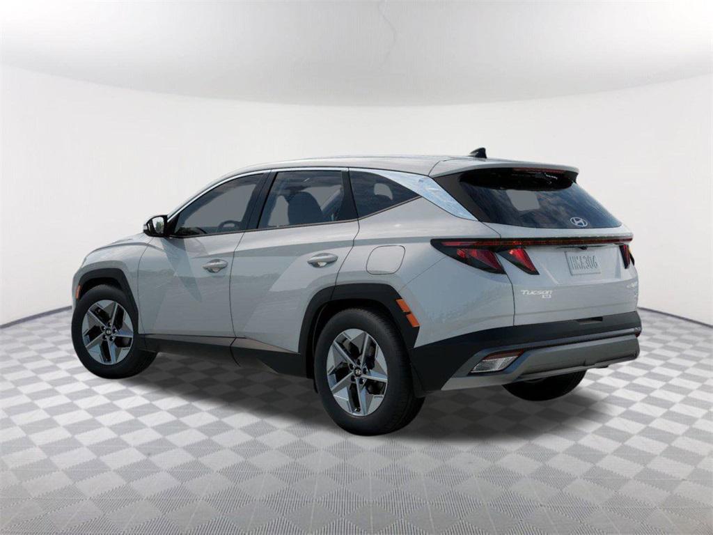 2026 Hyundai Tucson Hybrid SEL photo 3
