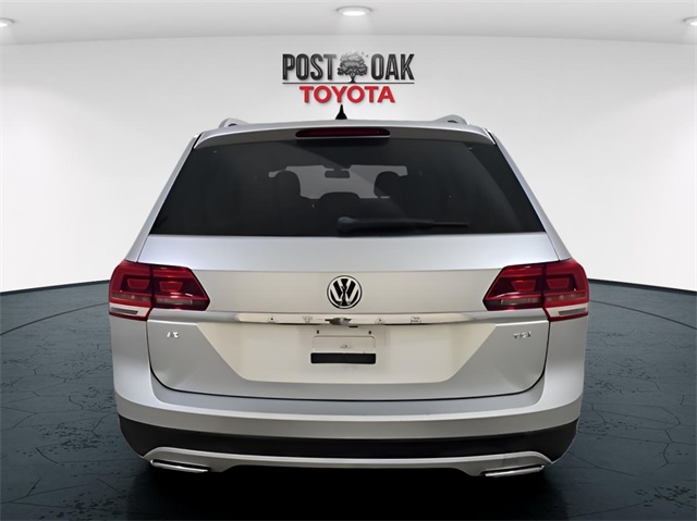 Used 2018 Volkswagen Atlas SE with VIN 1V2CP2CA2JC600297 for sale in Midwest City, OK