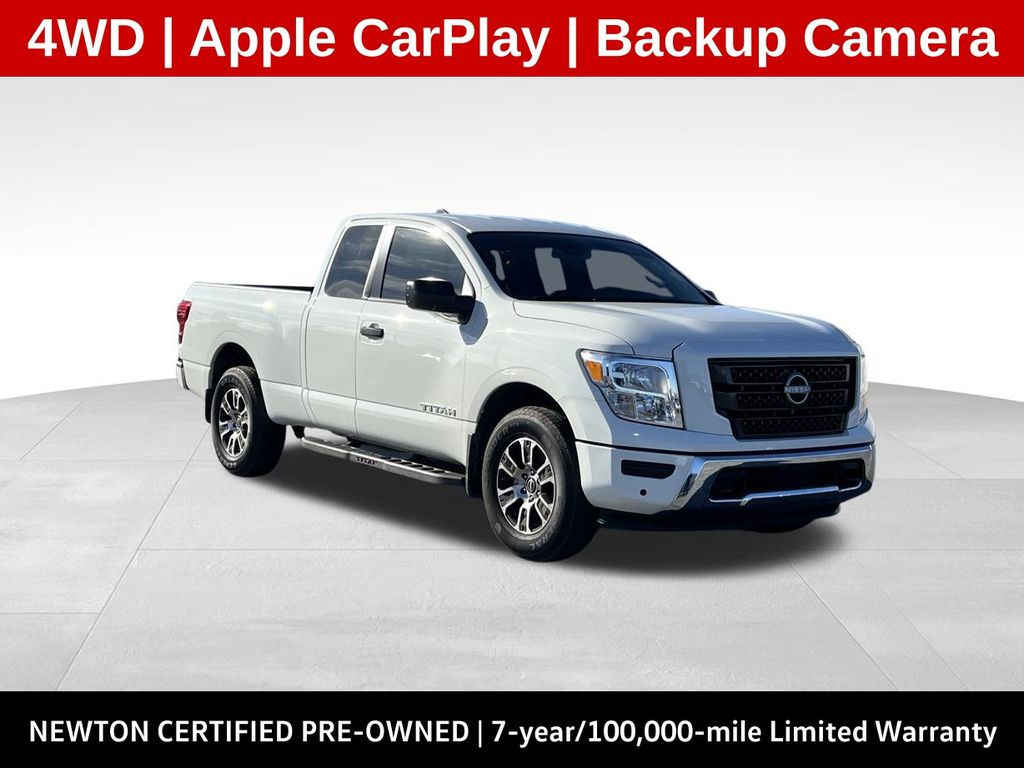 2024 Nissan Titan SV's photo