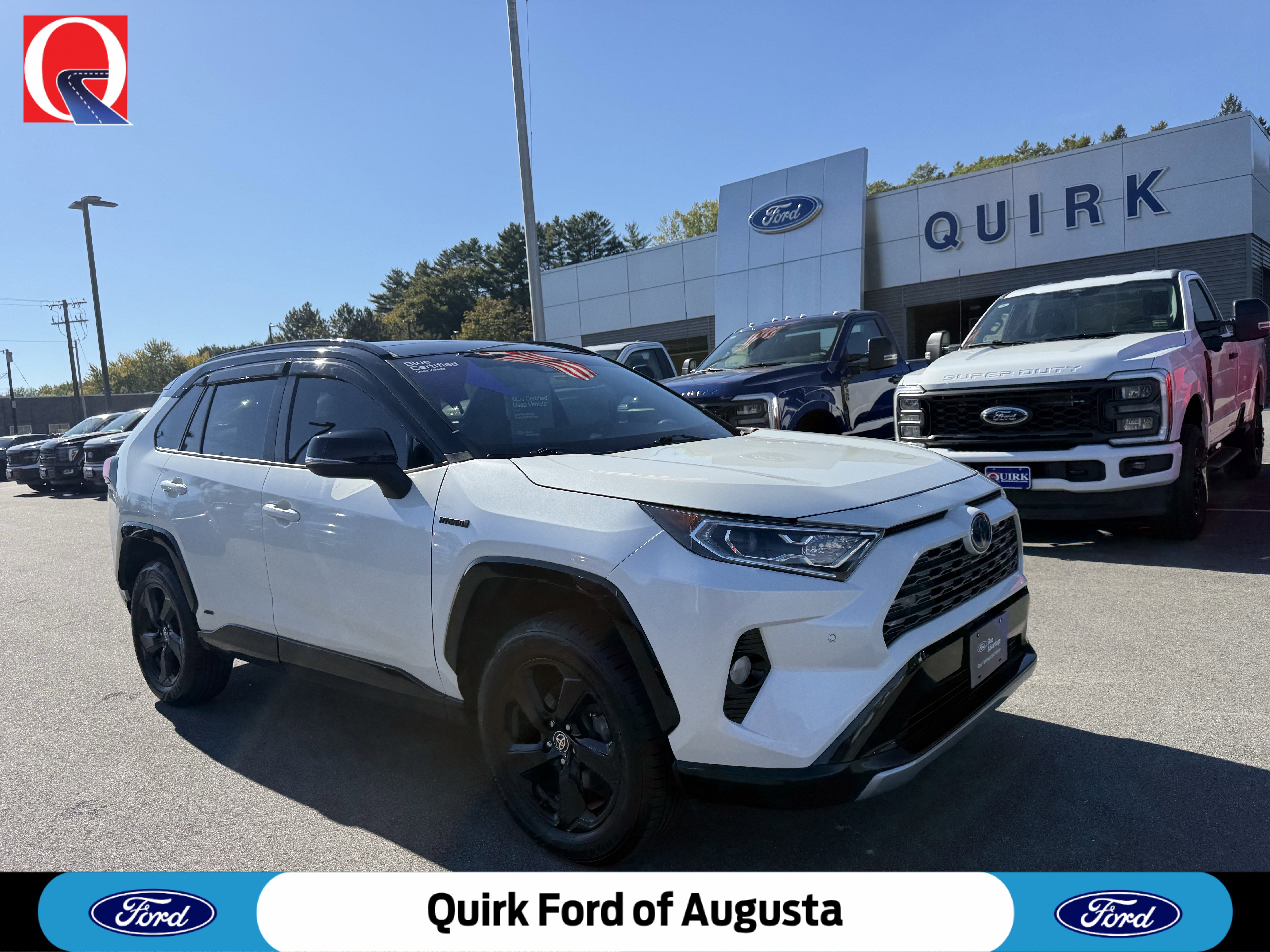 2021 Toyota RAV4 XSE's photo