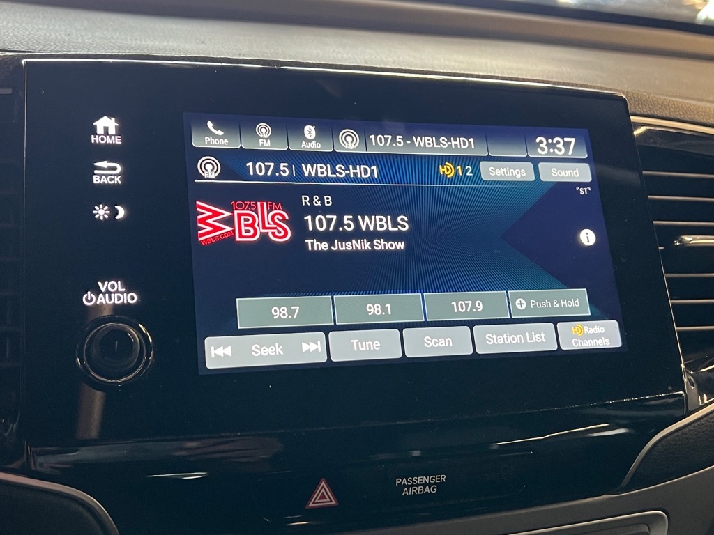 2022 Honda Pilot Black Edition photo 12