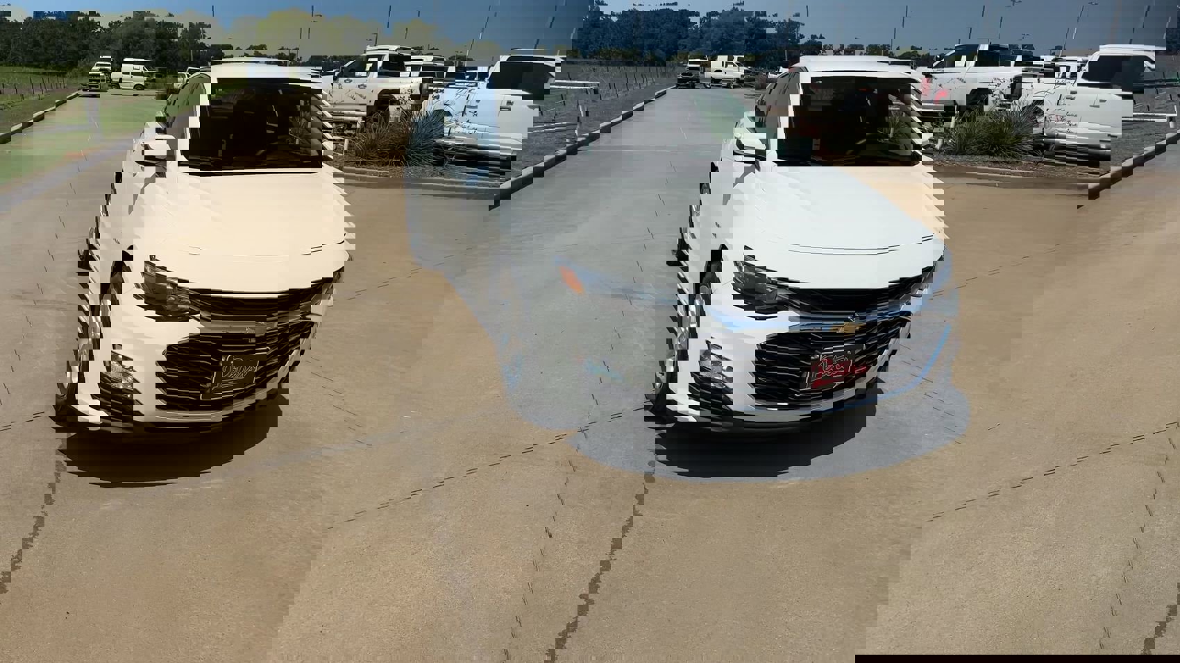 2024 Chevrolet Malibu 1LT photo 3