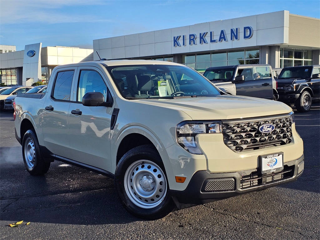 2025 Ford Maverick XL's photo