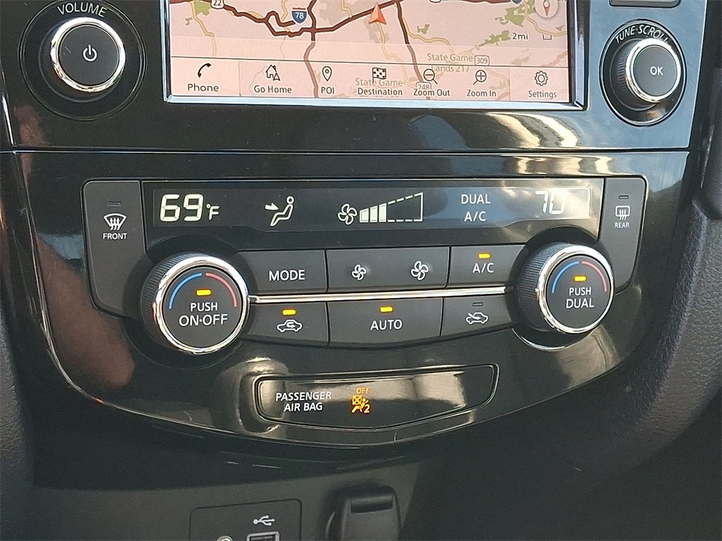 2020 Nissan Rogue SL photo 15