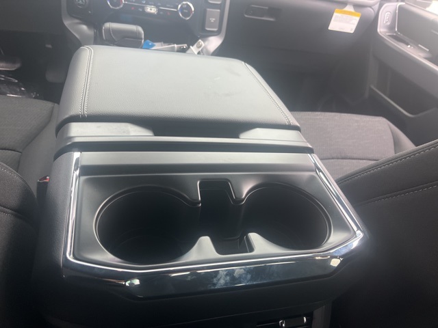 2025 Ford F-150 XLT photo 4