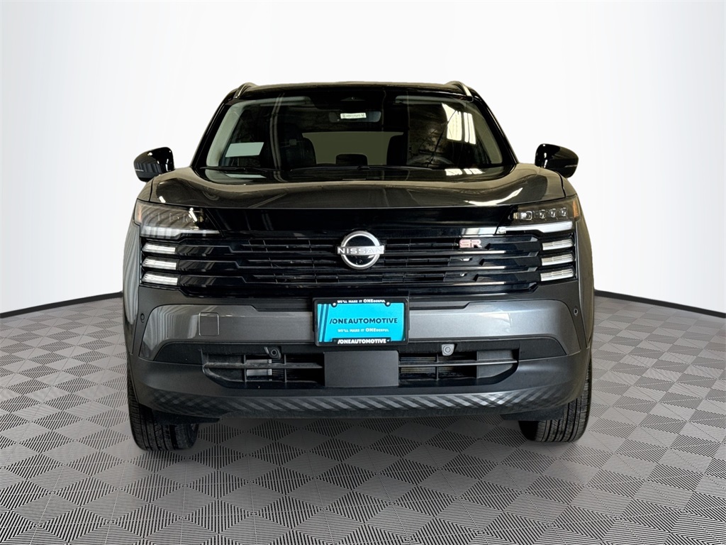2025 Nissan Kicks SR photo 2