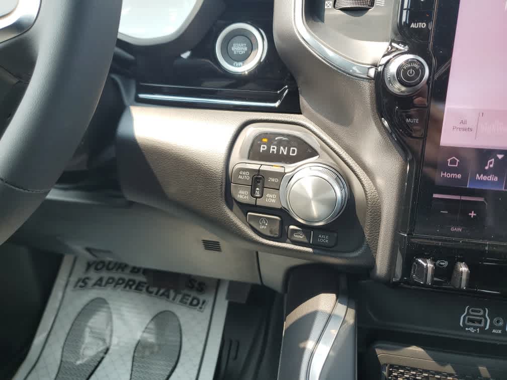 2026 Ram 1500 Laramie photo 19