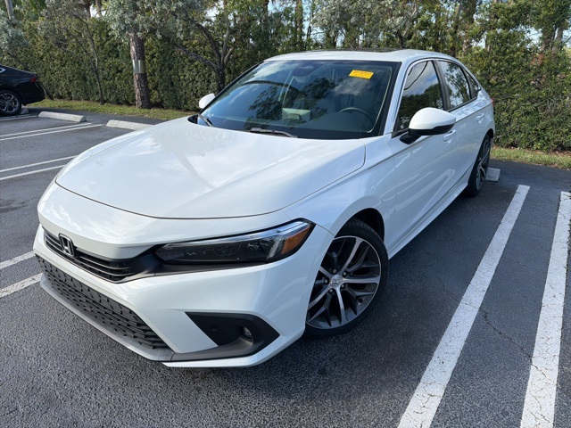 2022 Honda Civic Touring's photo