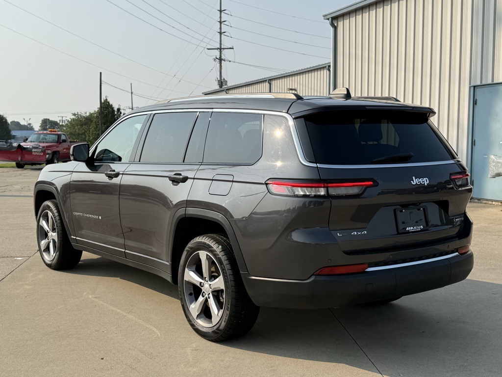 2022 Jeep Grand Cherokee Limited photo 4