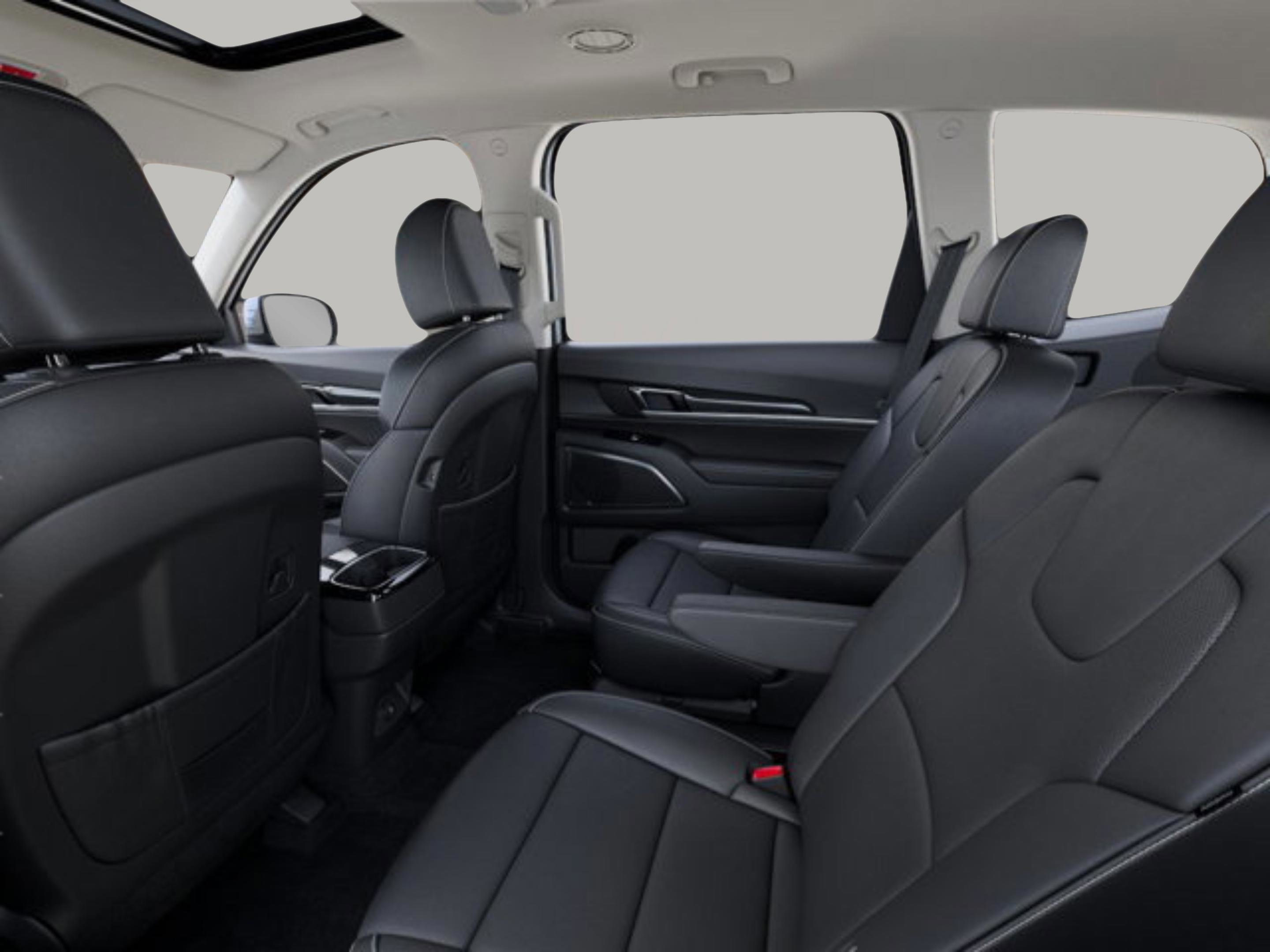 2025 Kia Telluride S photo 18
