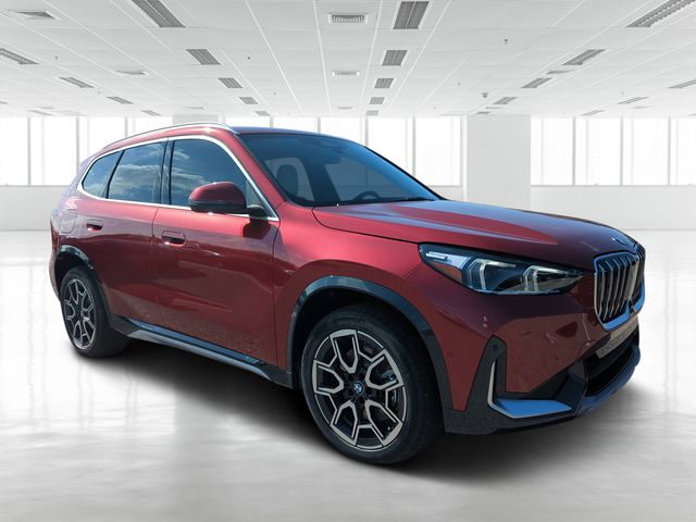2026 BMW X1 28i's photo