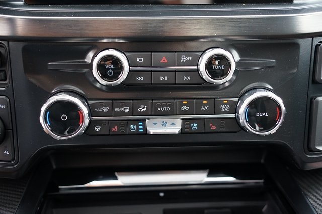 2025 FORD F-250 - Image 38