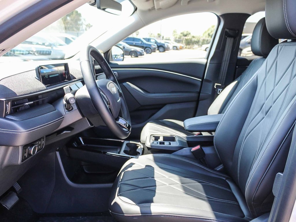 2025 Ford Mustang Mach-E Select photo 17