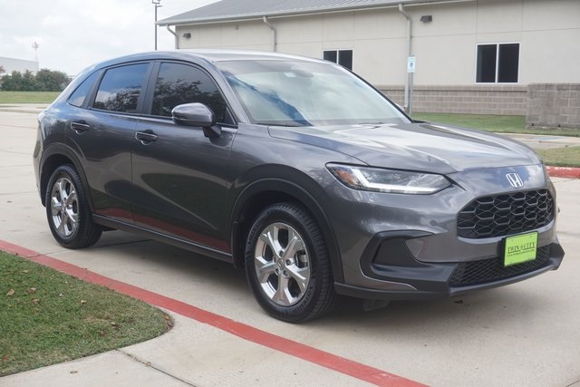 2025 Honda HR-V LX's photo