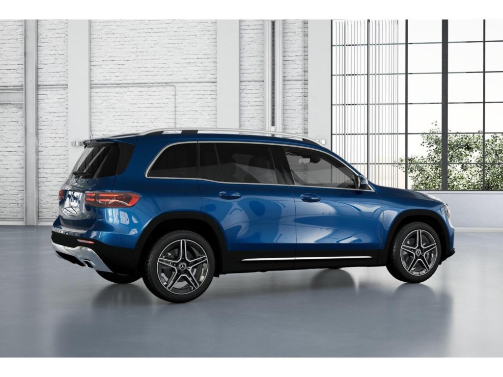 2026 Mercedes Benz GLB 250 photo 18