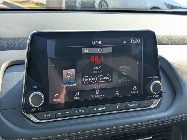 2026 Nissan Rogue SV photo 17