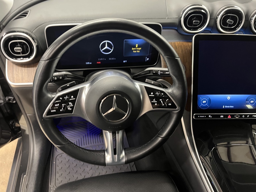 2024 Mercedes Benz GLC 300 photo 15