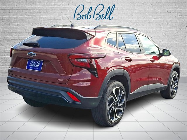 2025 Chevrolet Trax photo 6