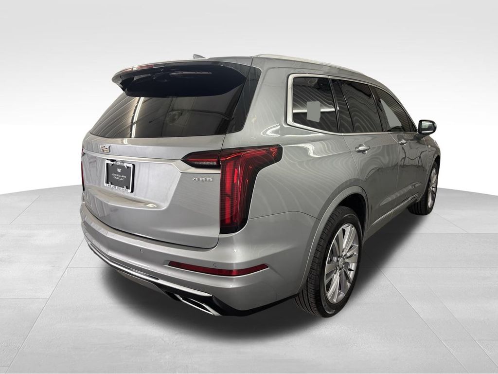 2025 Cadillac XT6 Premium Luxury photo 2