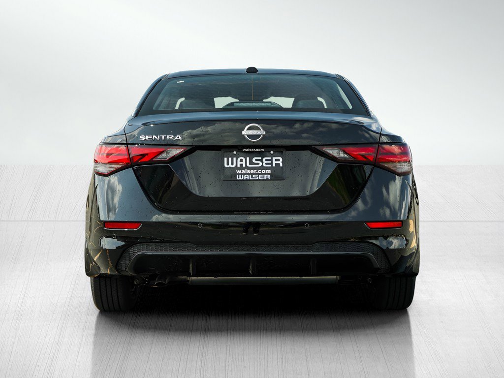 2025 Nissan Sentra SV photo 4