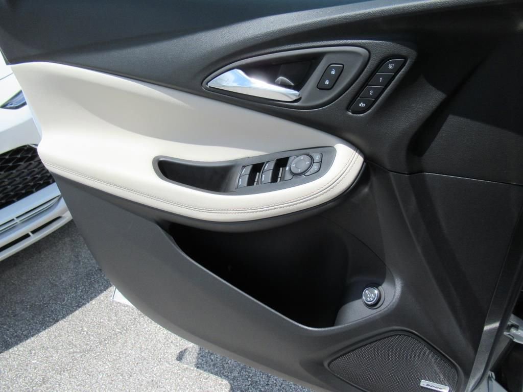2026 Buick Encore GX Avenir photo 27