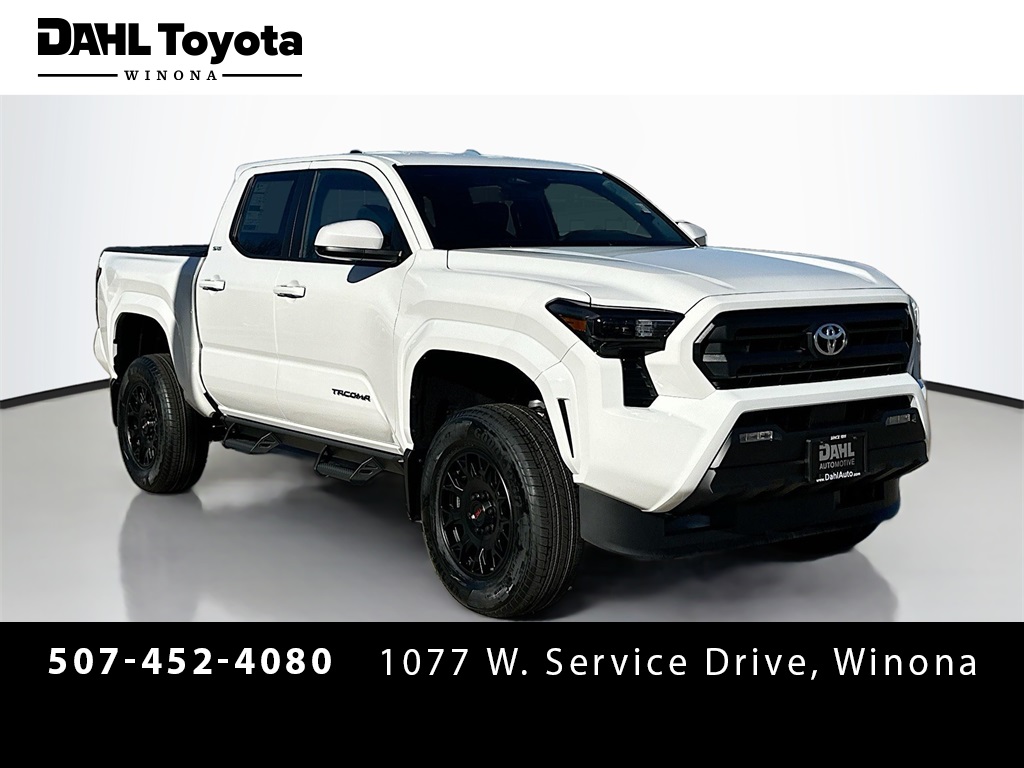 2025 Toyota Tacoma SR5's photo