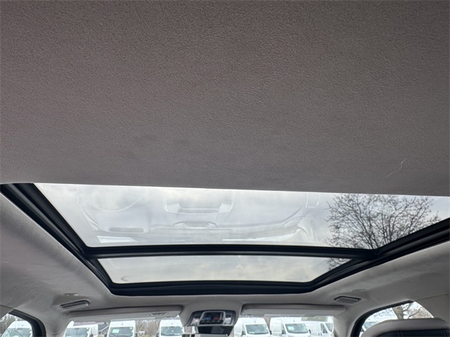 2025 Ram 1500 photo 26