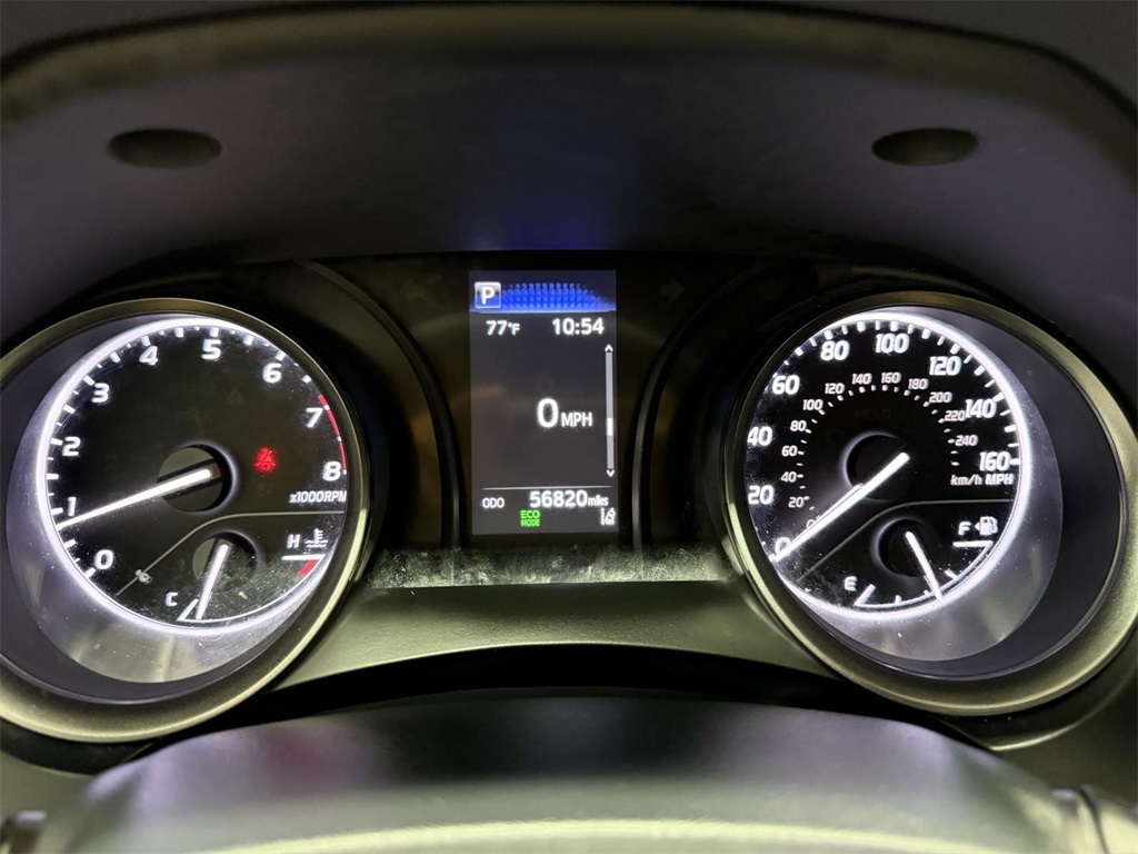 2023 Toyota Camry SE photo 18