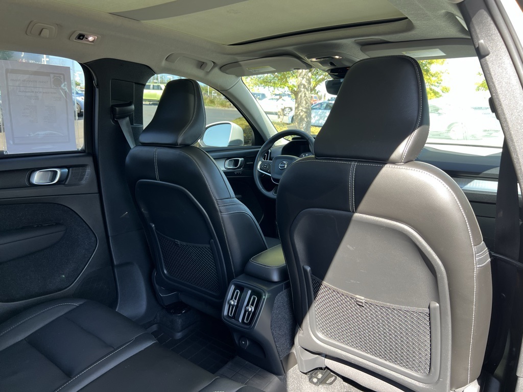 2019 Volvo XC40 T5 Momentum photo 29