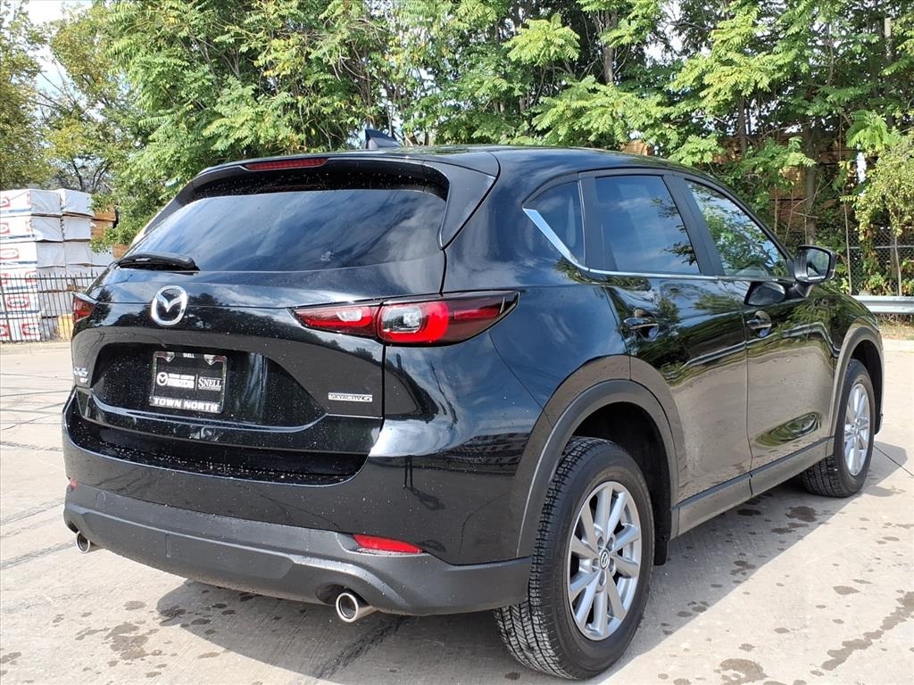 2023 Mazda CX-5 2.5 S Preferred photo 3