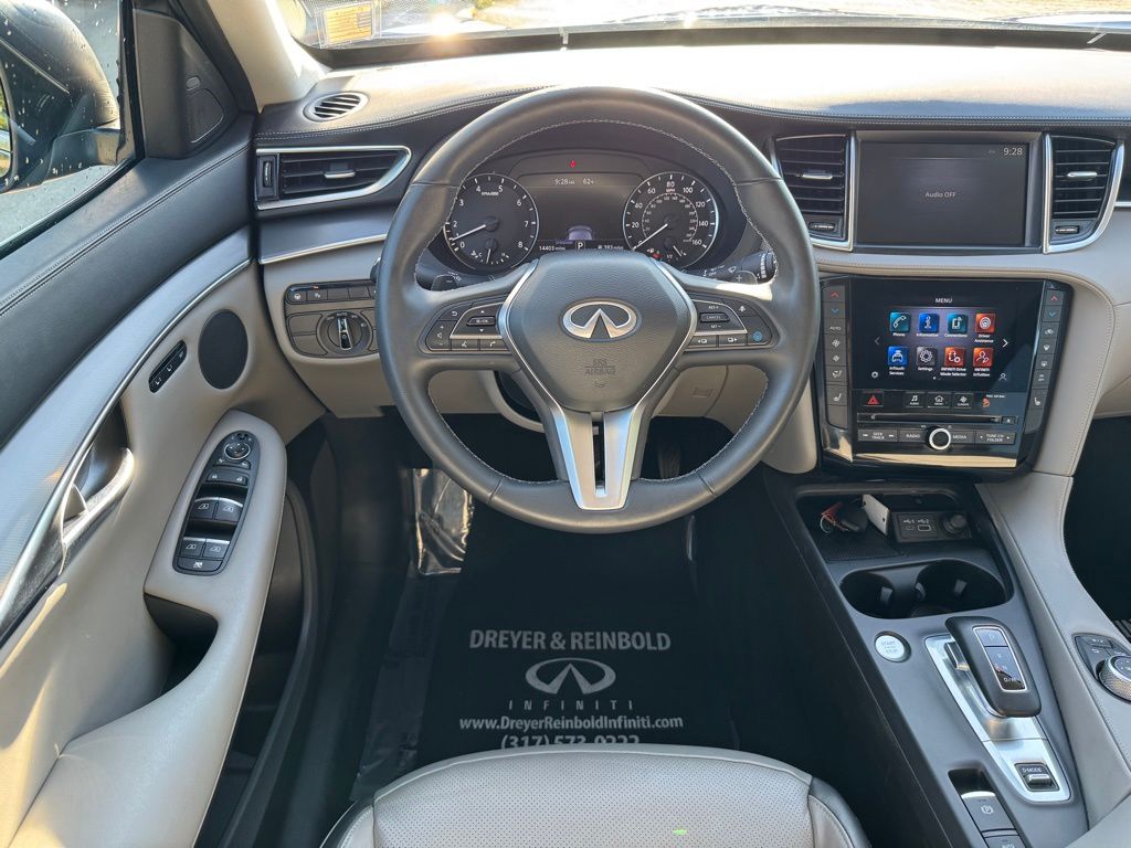 2024 Infiniti QX50 Luxe AWD photo 16