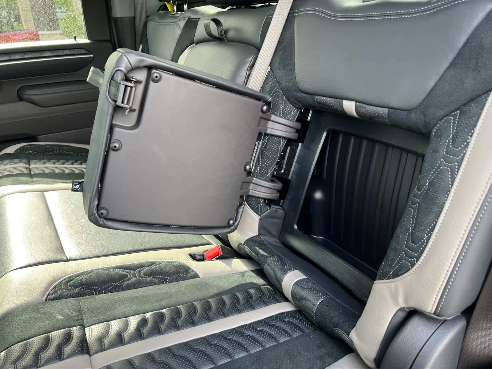 2025 Chevrolet Silverado 2500HD LT photo 29