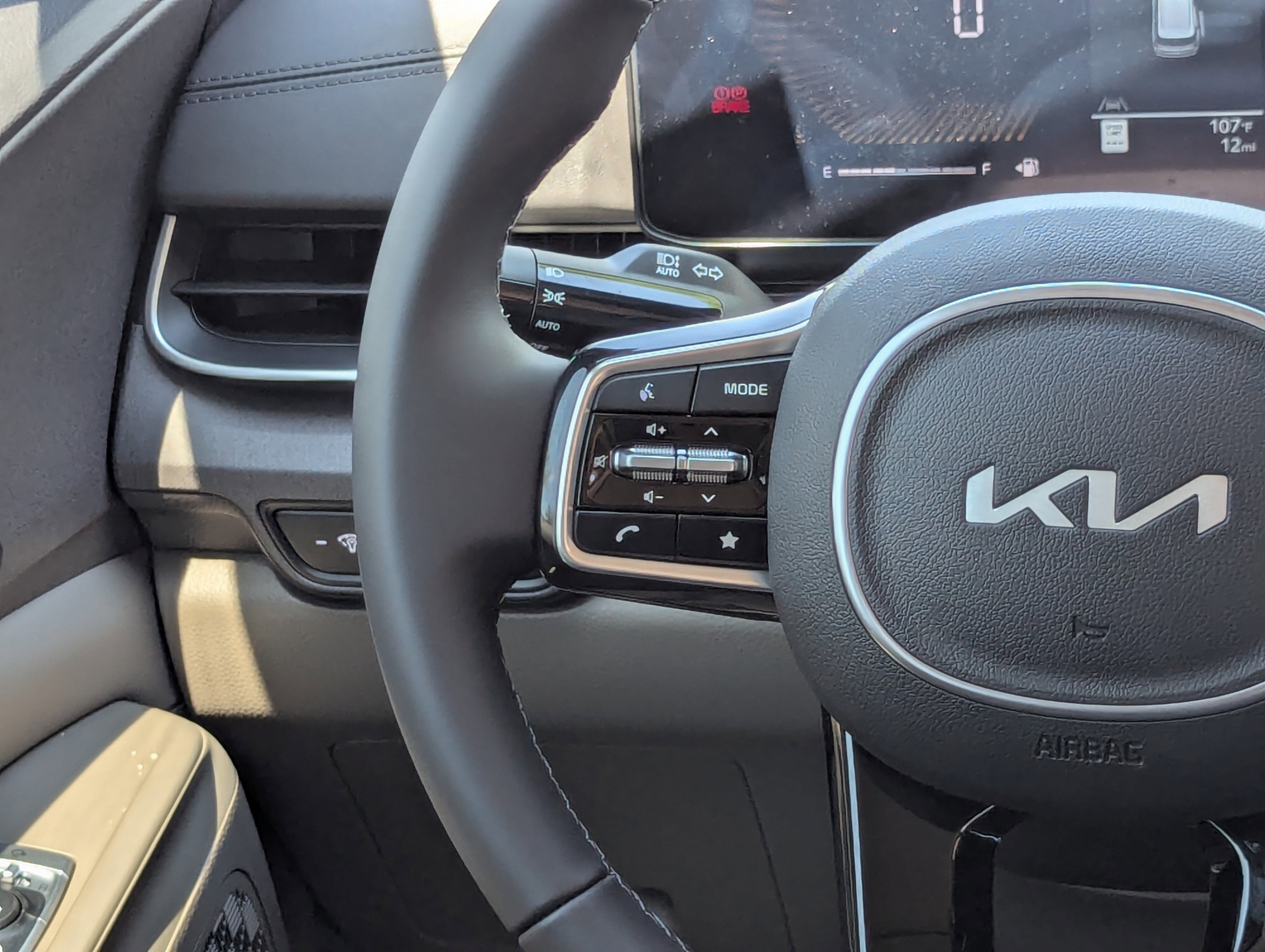 2026 Kia Carnival EX photo 4