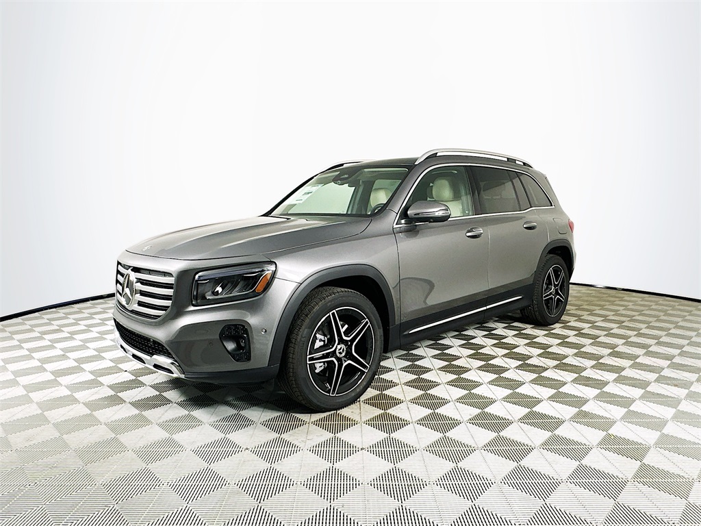 2026 Mercedes Benz GLB 250 photo 3