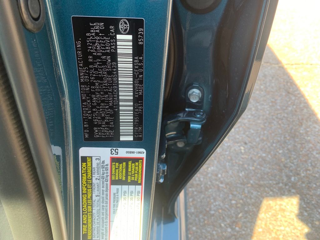 2026 Toyota Camry SE photo 21